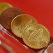 Hoe vind je goede cryptomunten en een goede broker?