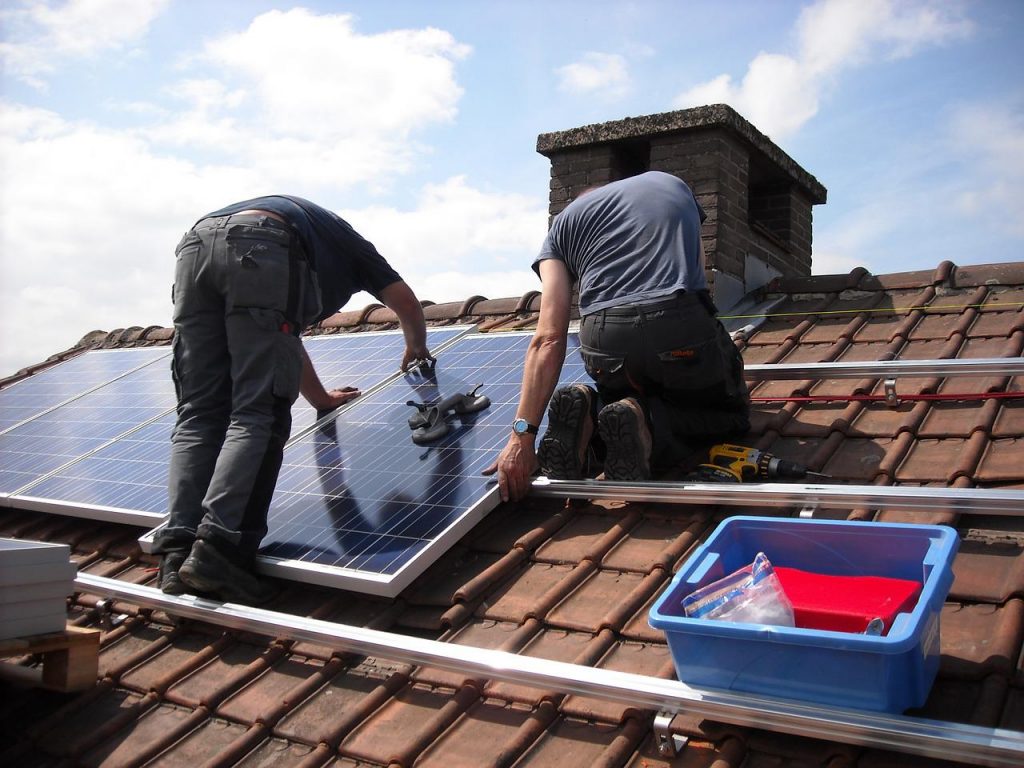 Waarom Axitec zonnepanelen aanschaffen?