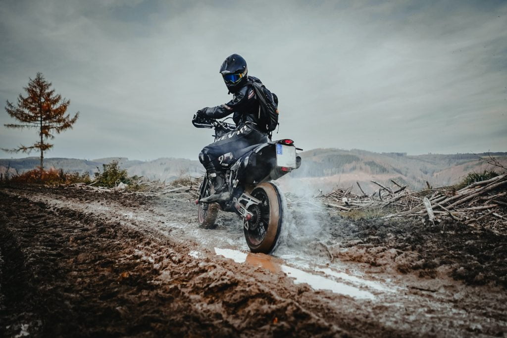 Vind hier jouw goedkope en kwalitatief goede motorspullen