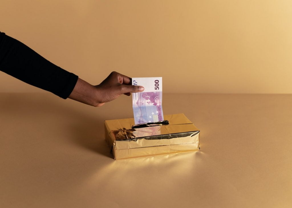 Makkelijke side hustles om meer geld over te houden
