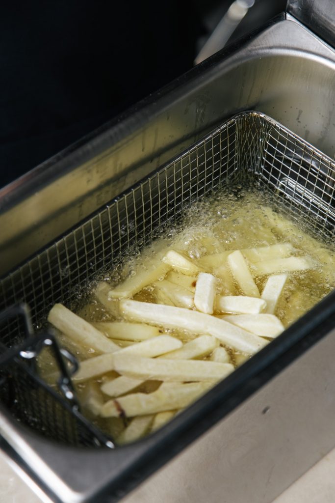 Frituurpan of airfryer? Maak de juiste keuze voor jouw snacks