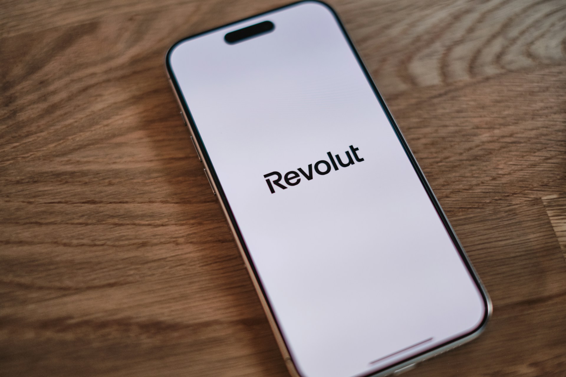 Revolut review is deze digitale bank de moeite waard